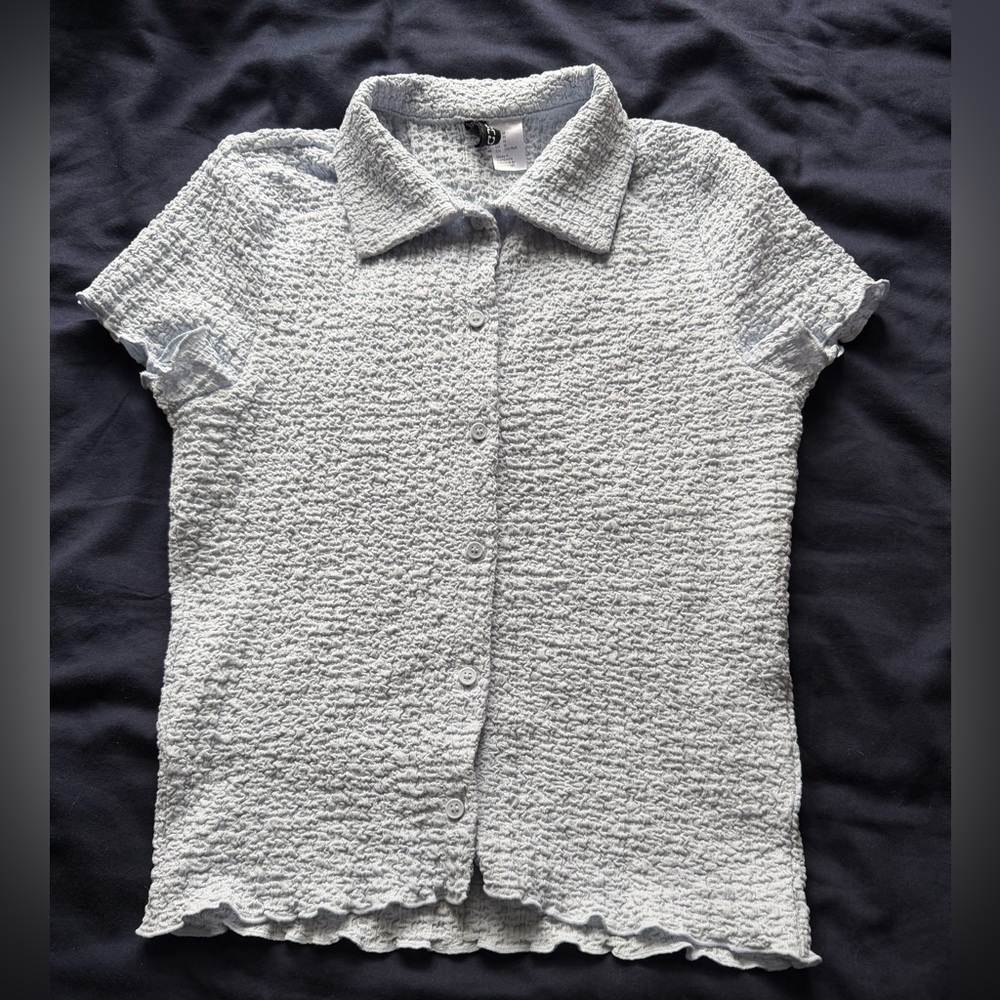 H&M Light Blue Textured Button-Down Short Sleeve Top